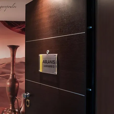 Apartment Aslanis Luxury Suites -Theme Studio Anatoli *